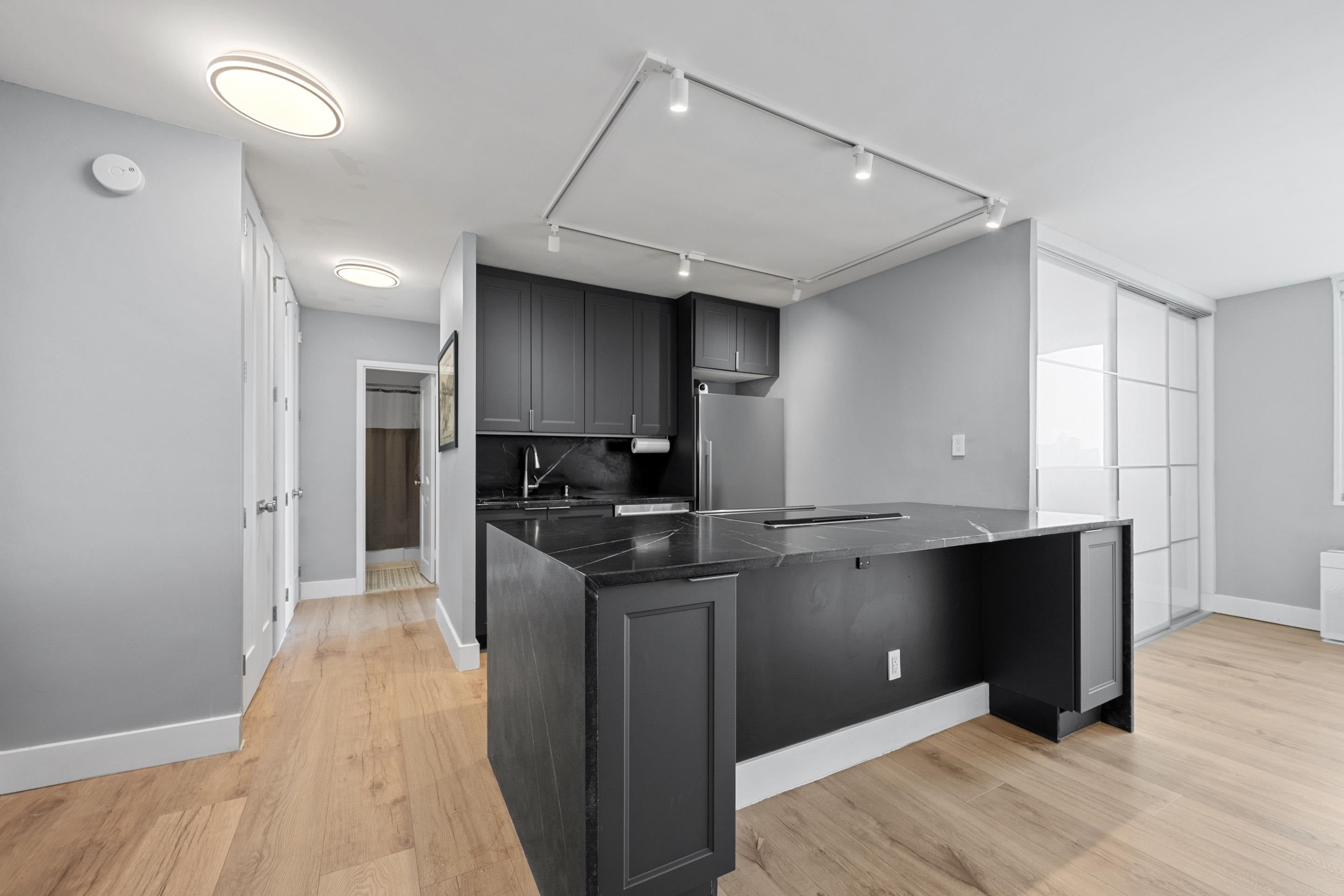 Photo 1 of 39 — 100 MANHATTAN AVE 1207, Union City, NJ 07087