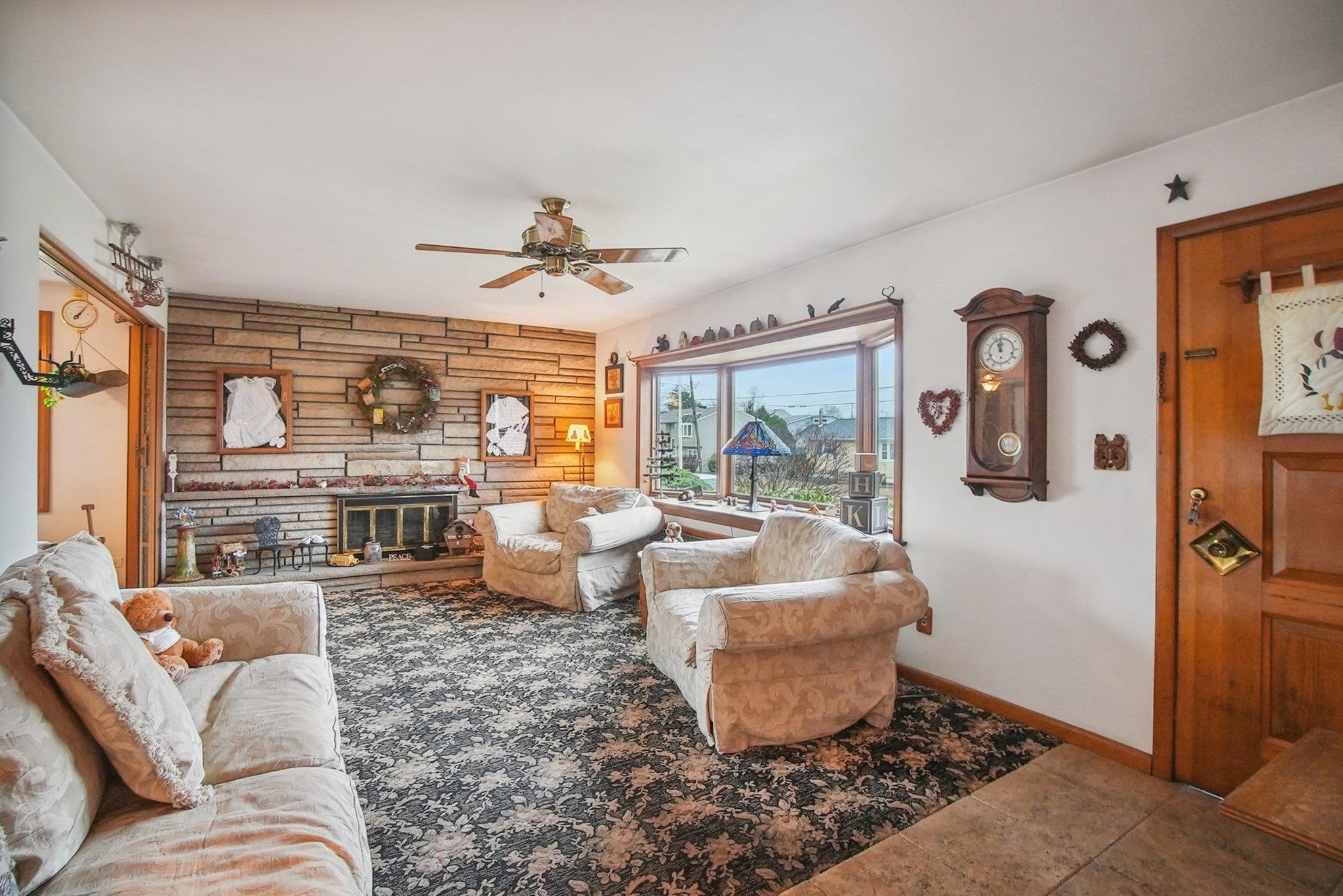 42 Frederick St, CARTERET, New Jersey image 3