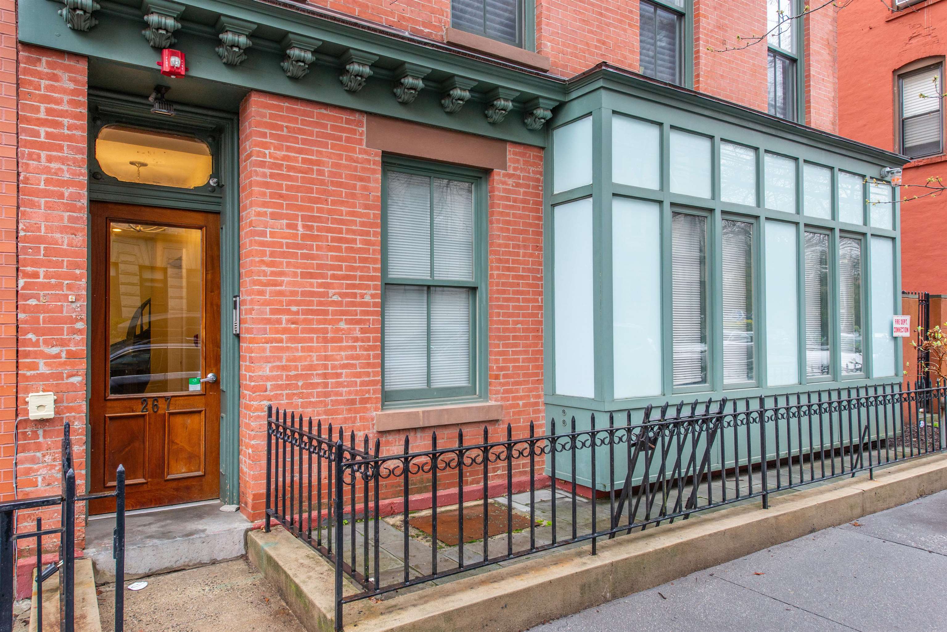 267 York St #3, Jersey City, New Jersey image 3