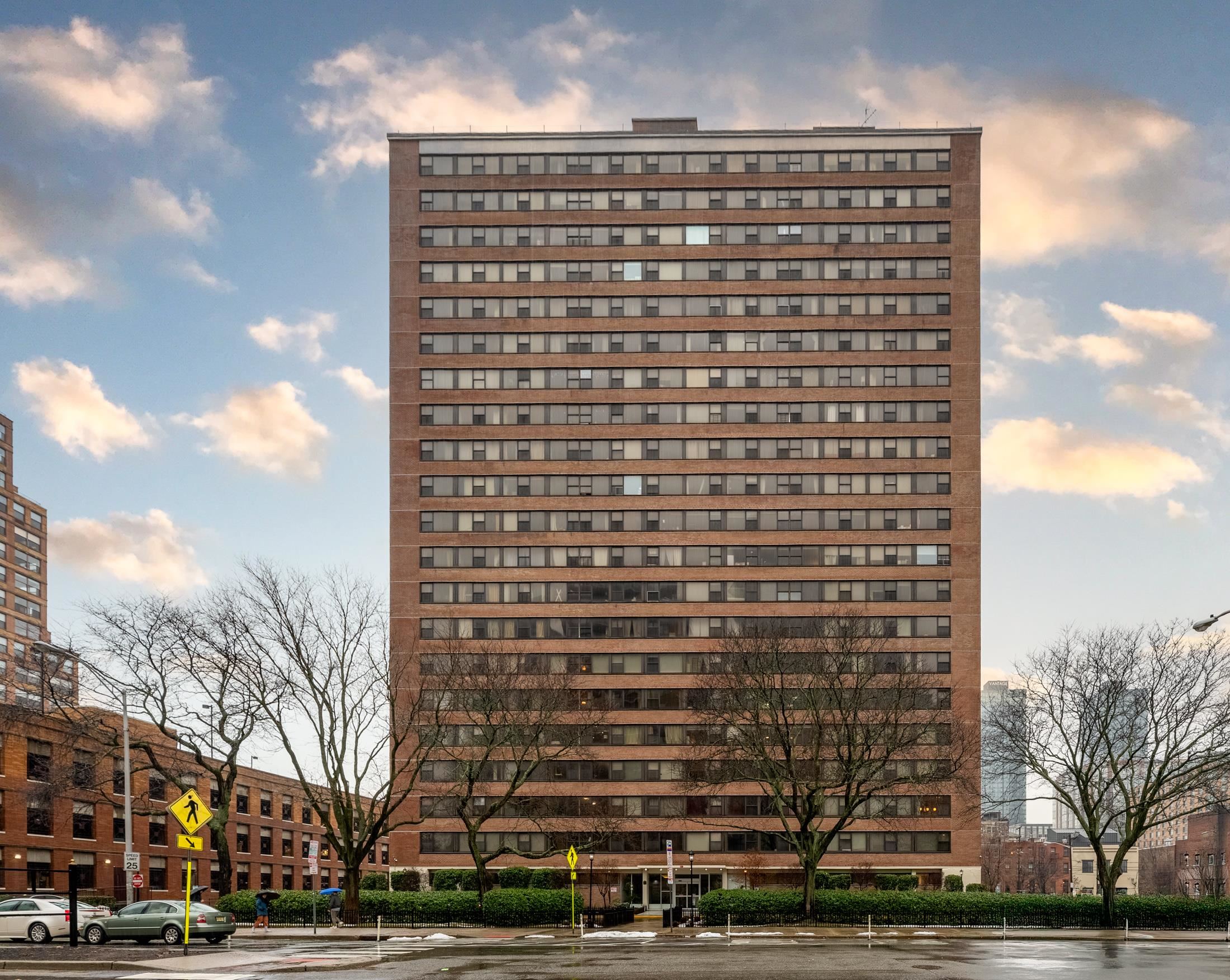 135 Montgomery St #20E, Jersey City, New Jersey image 18