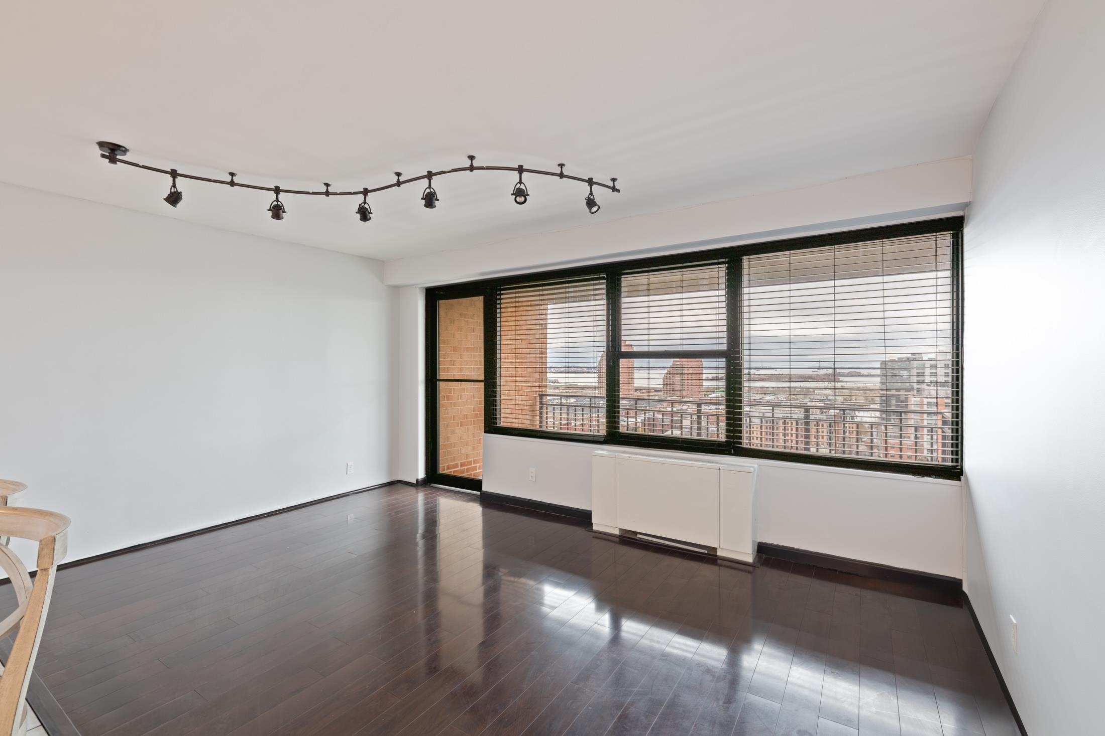135 Montgomery St #20E, Jersey City, New Jersey image 6