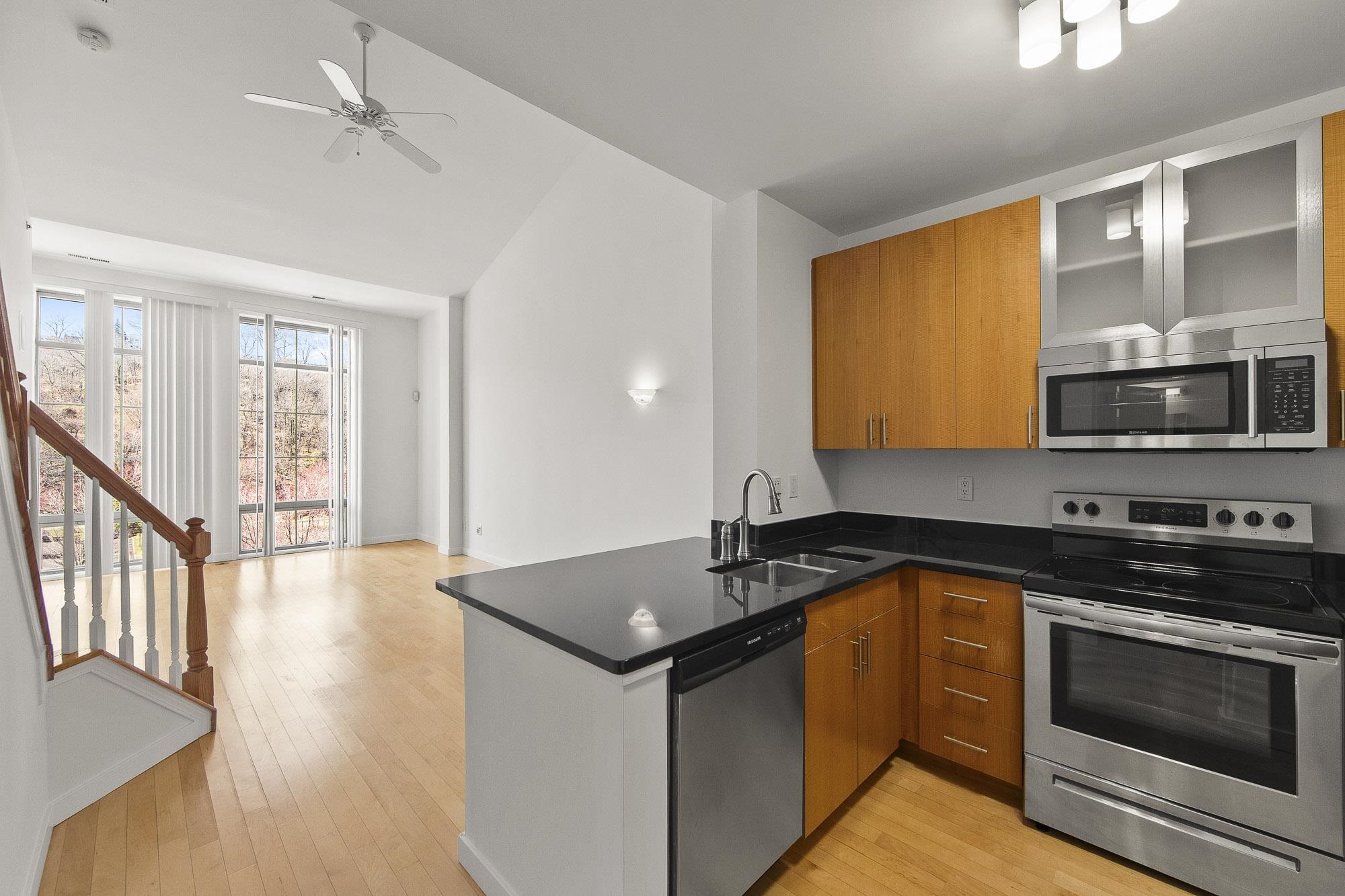26 Avenue At Port Imperial #424, West New York, New Jersey image 2