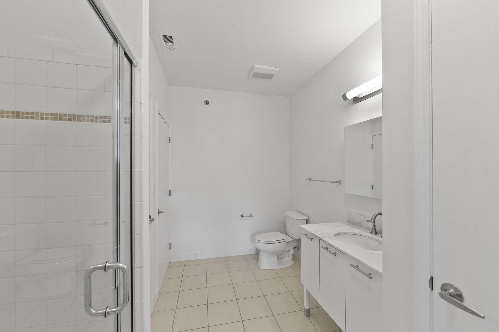 26 Avenue At Port Imperial #424, West New York, New Jersey image 18