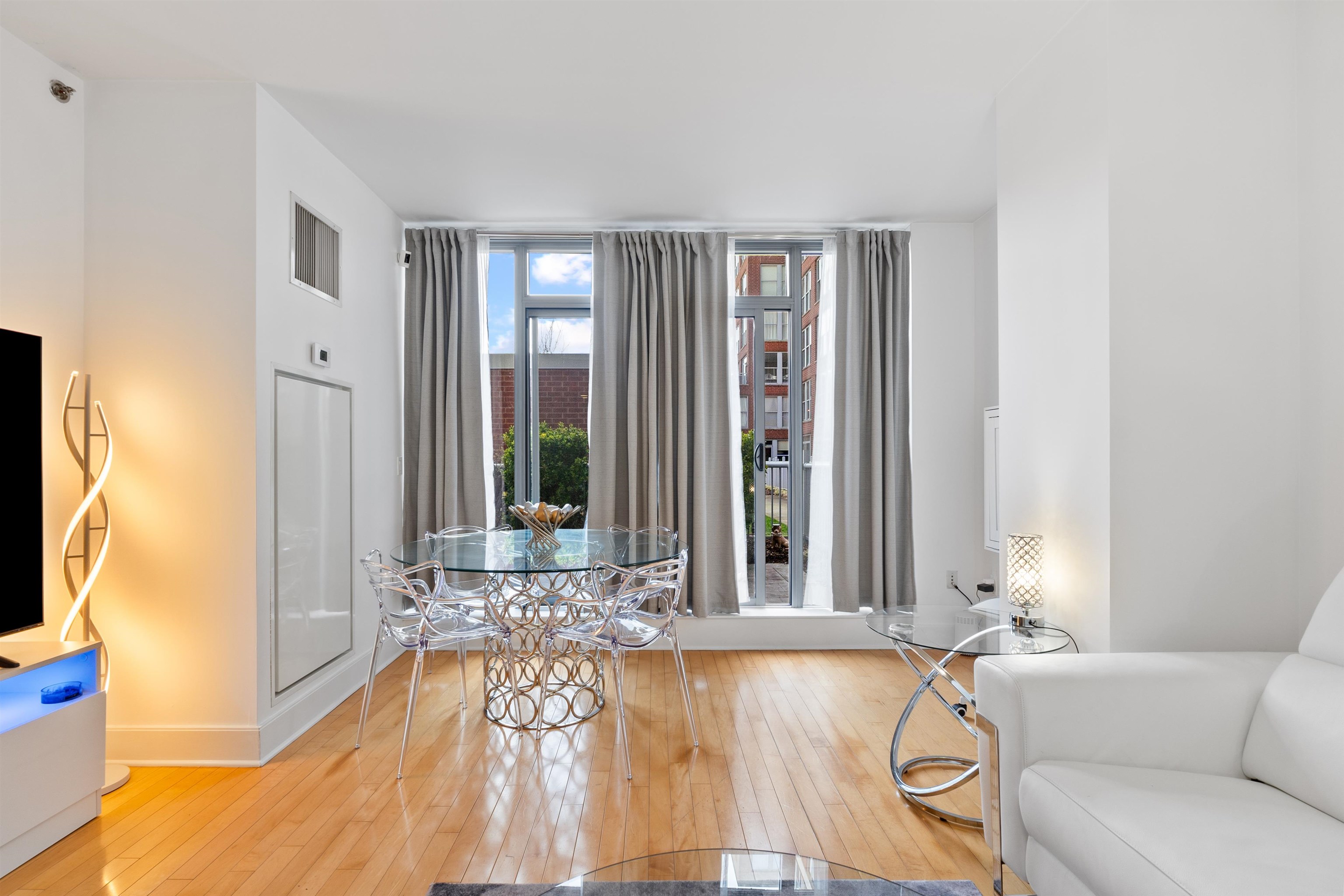 1125 Maxwell Lane #421, Hoboken, New Jersey image 6