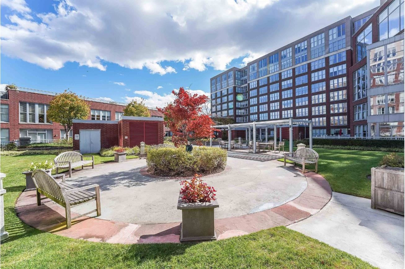 1125 Maxwell Lane #421, Hoboken, New Jersey image 38