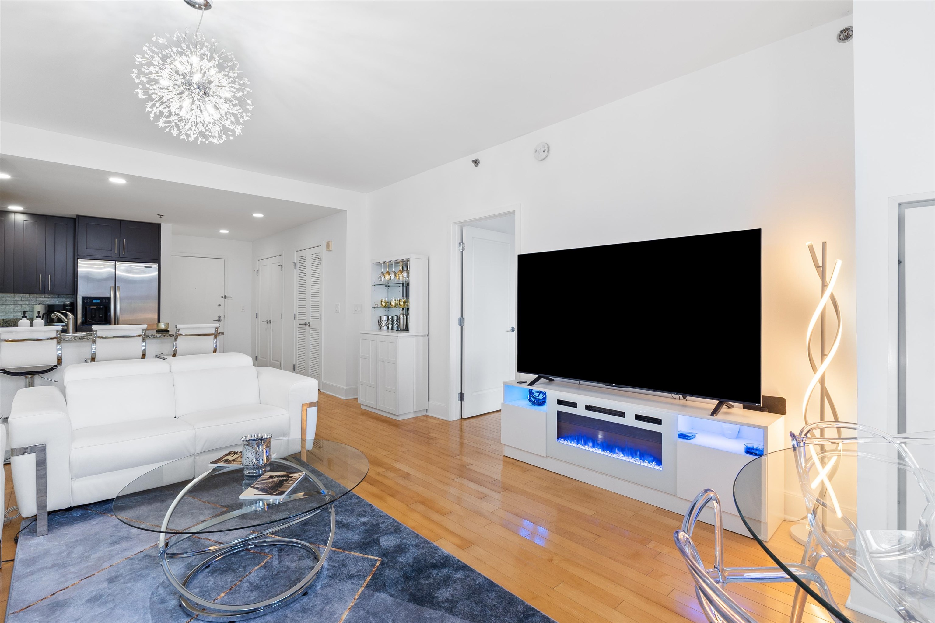 1125 Maxwell Lane #421, Hoboken, New Jersey image 5
