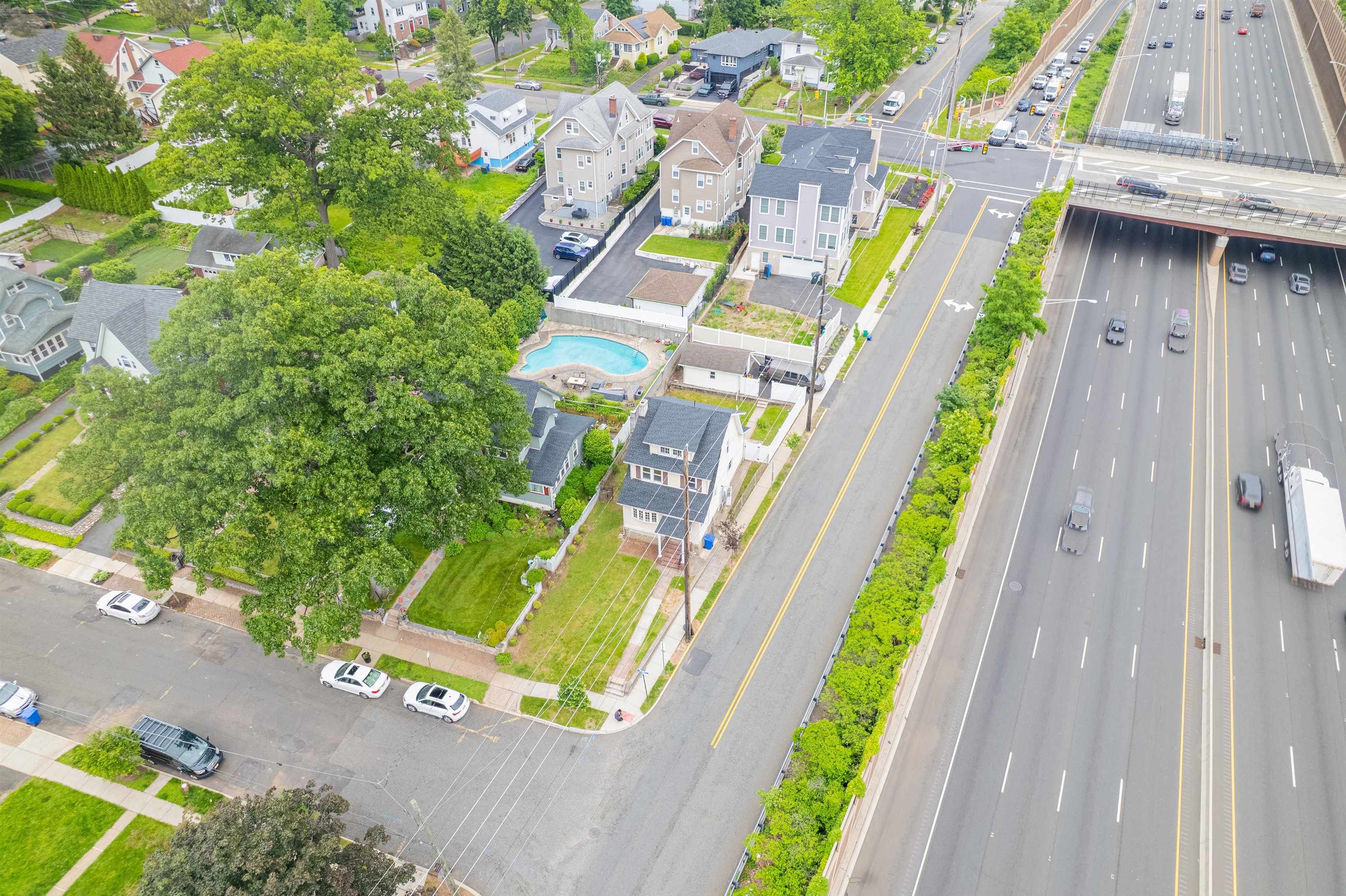 115 Wilson Ave, Rutherford, New Jersey image 29