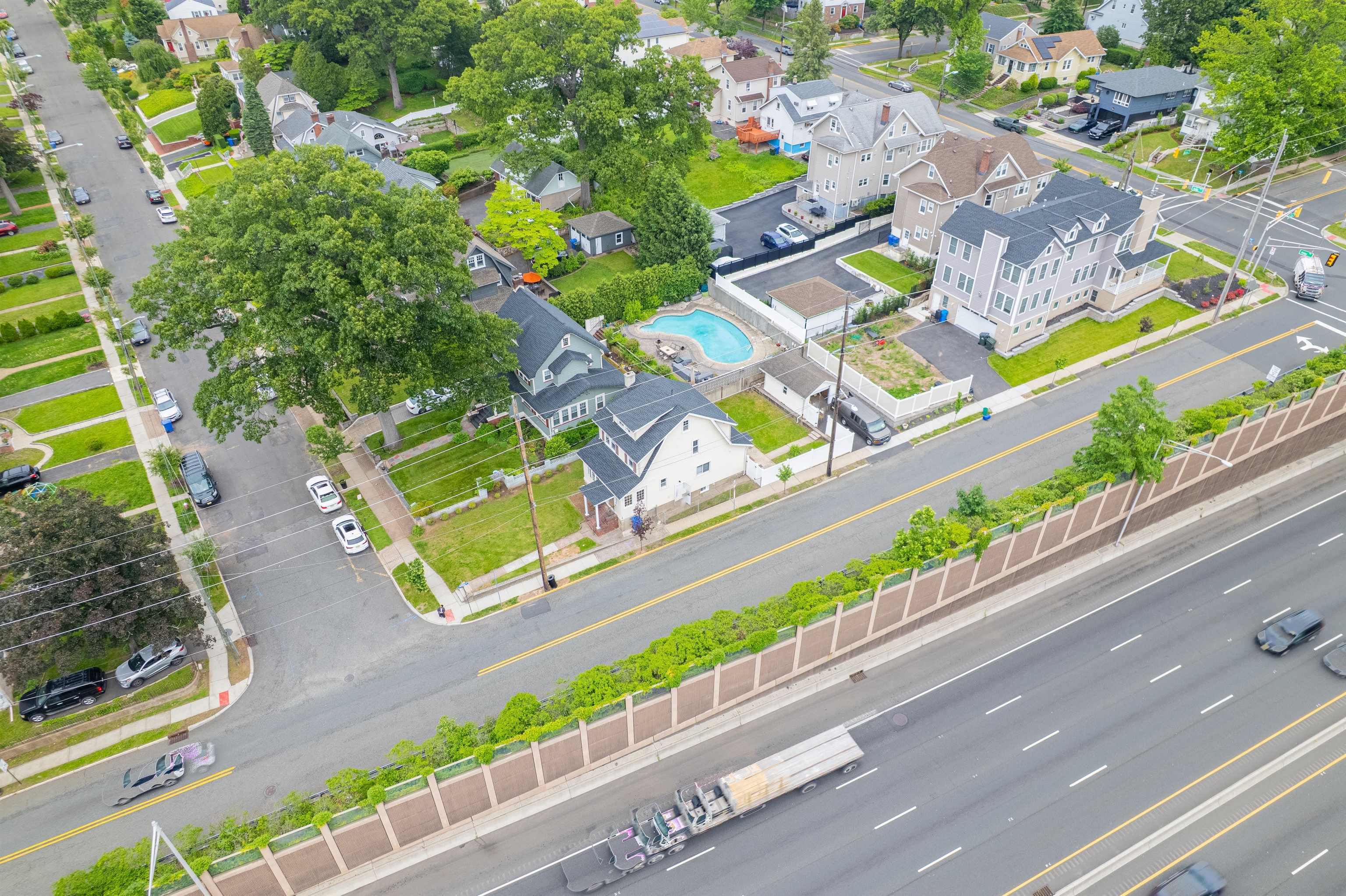115 Wilson Ave, Rutherford, New Jersey image 30