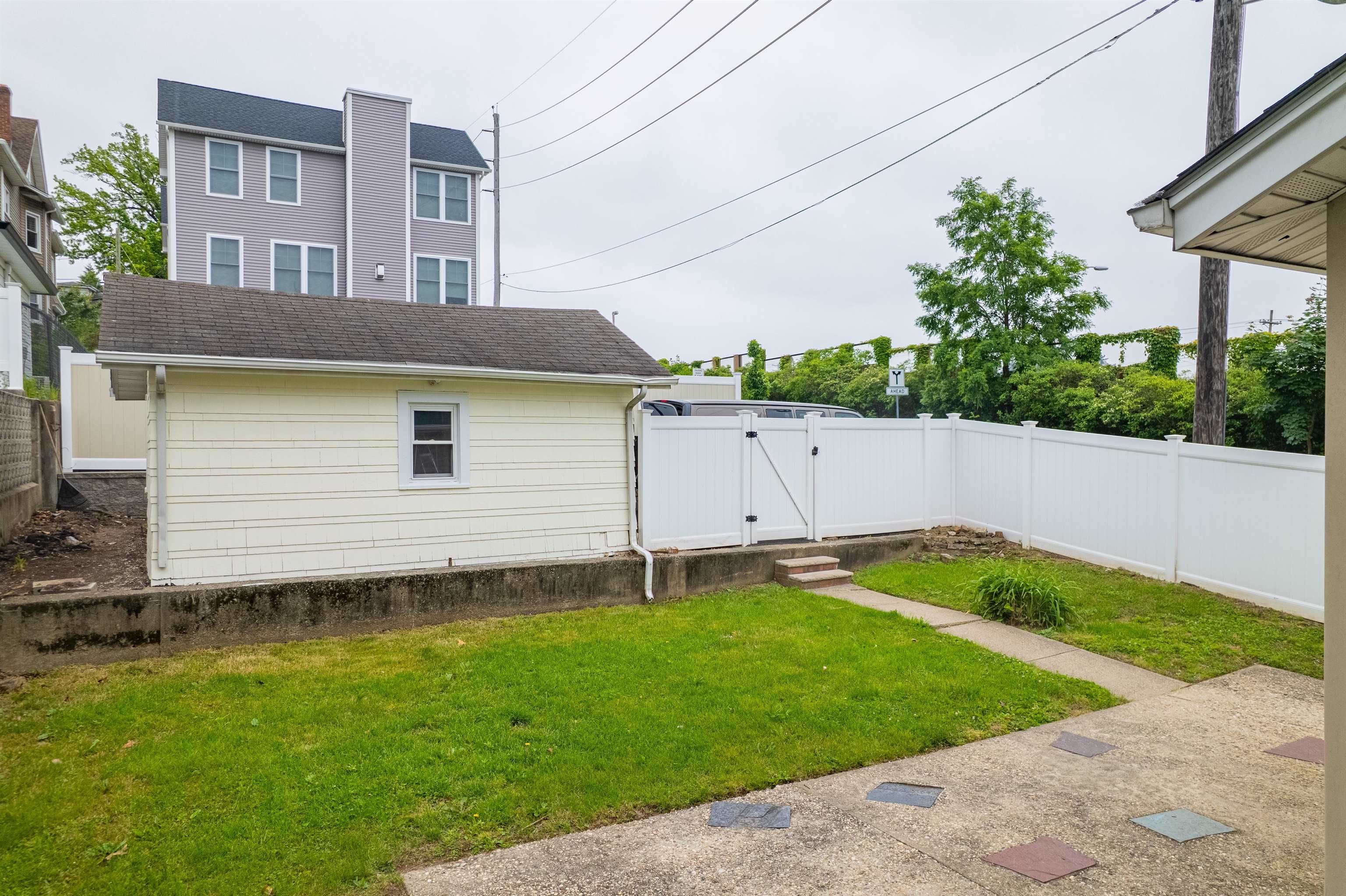 115 Wilson Ave, Rutherford, New Jersey image 24