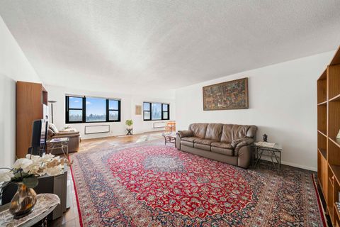 Condo For Sale - 7855 Blvd East #19J<br/> North Bergen, NJ 07047