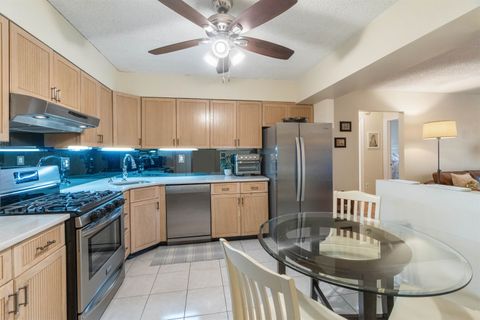 40 West 13th St Unit 2, Bayonne, NJ 07002 - MLS#: 250005293