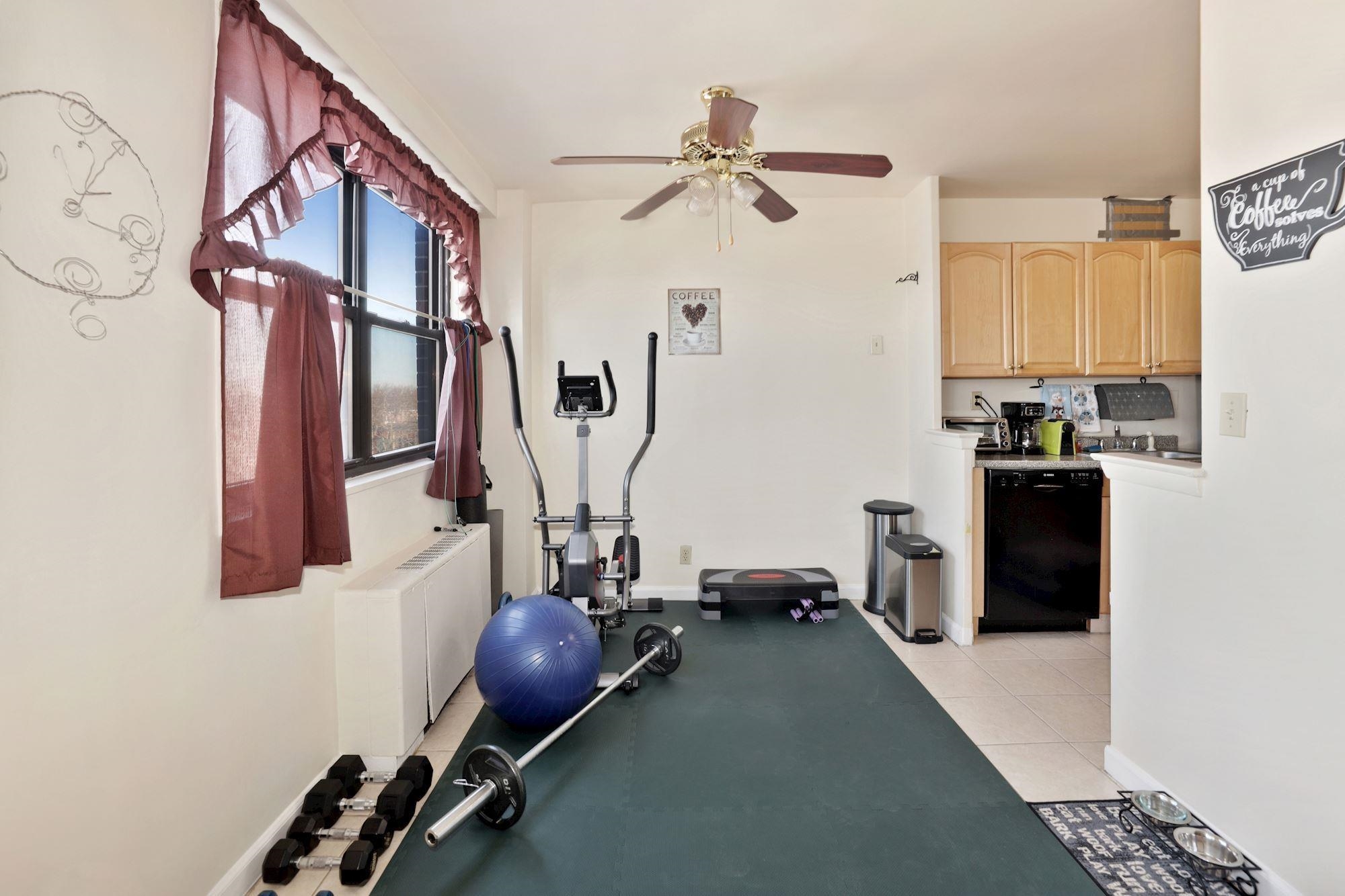 1225 Kennedy Blvd #6D, Bayonne, New Jersey image 6