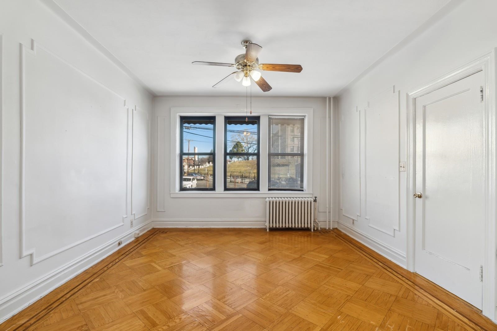 Jersey City, Journal Square, New Jersey 07306, United States, 2 Bedrooms Bedrooms, ,1 BathroomBathrooms,Residential,Active,119501