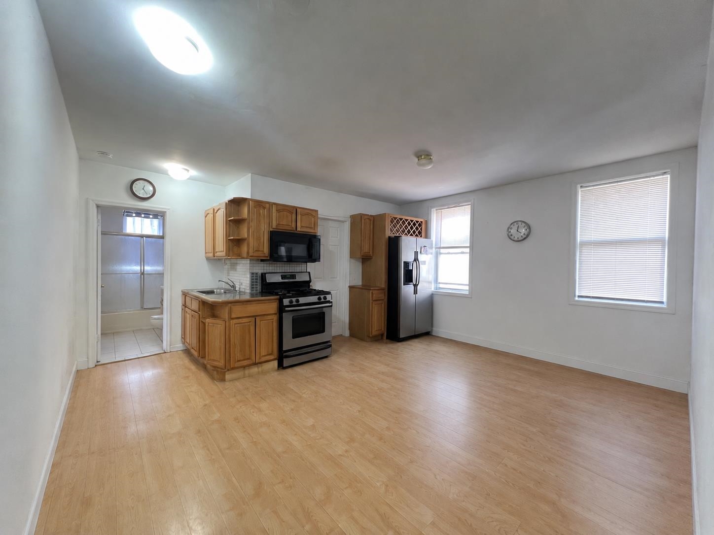 Photo 1 of 16 — 201 45TH ST E4, Union City, NJ 07087