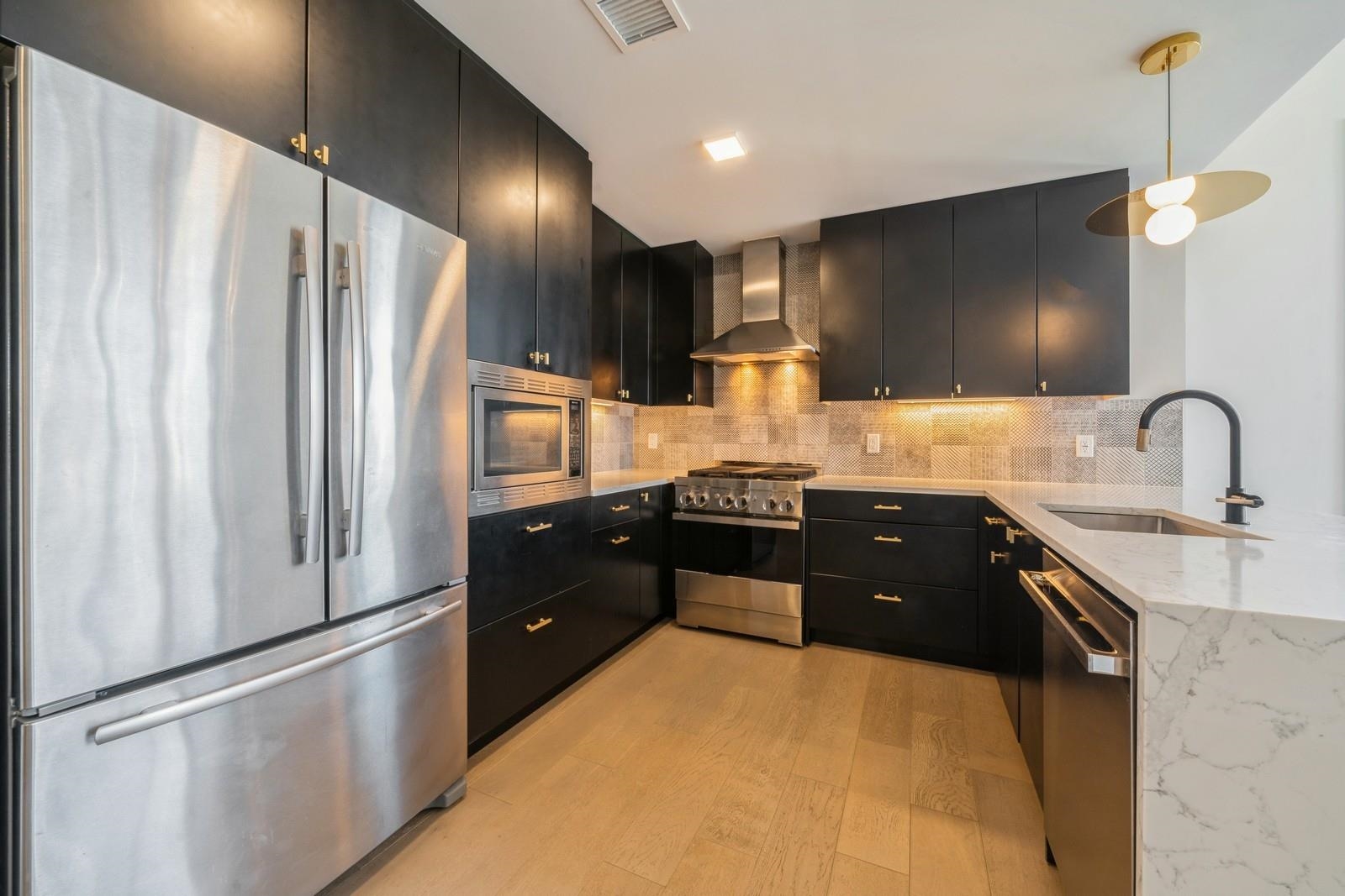 202 Merseles St #503, Jersey City, New Jersey image 11