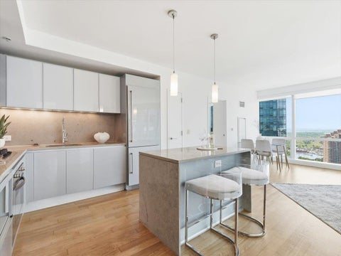Condo For Sale - 77 Hudson St #2611<br/> Jersey City, NJ 07302