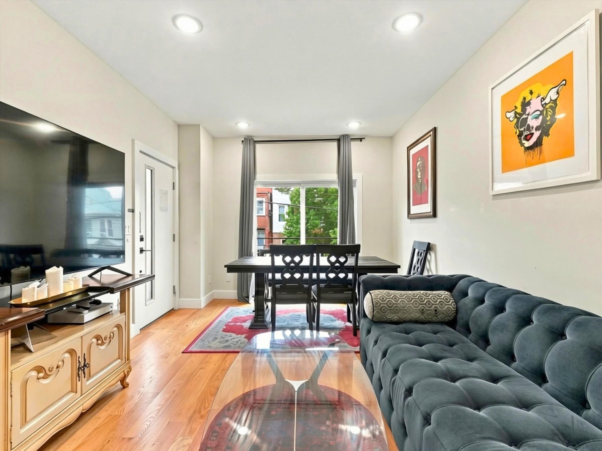 152 BEACH ST 1