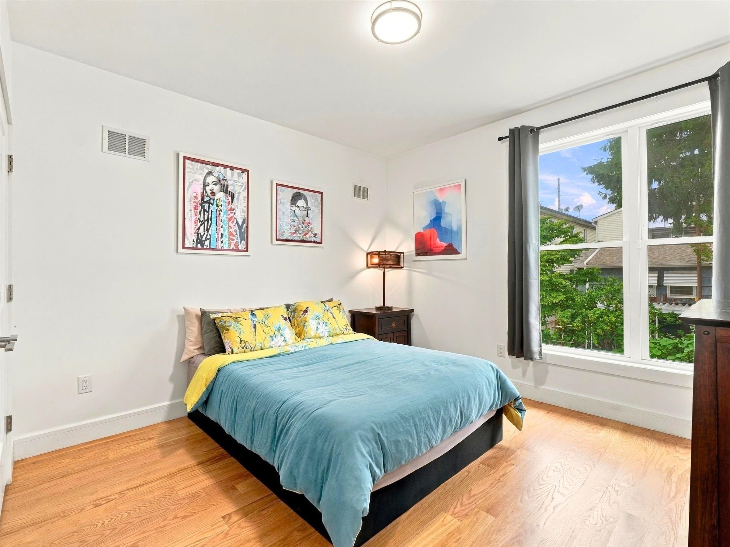 152 BEACH ST 1