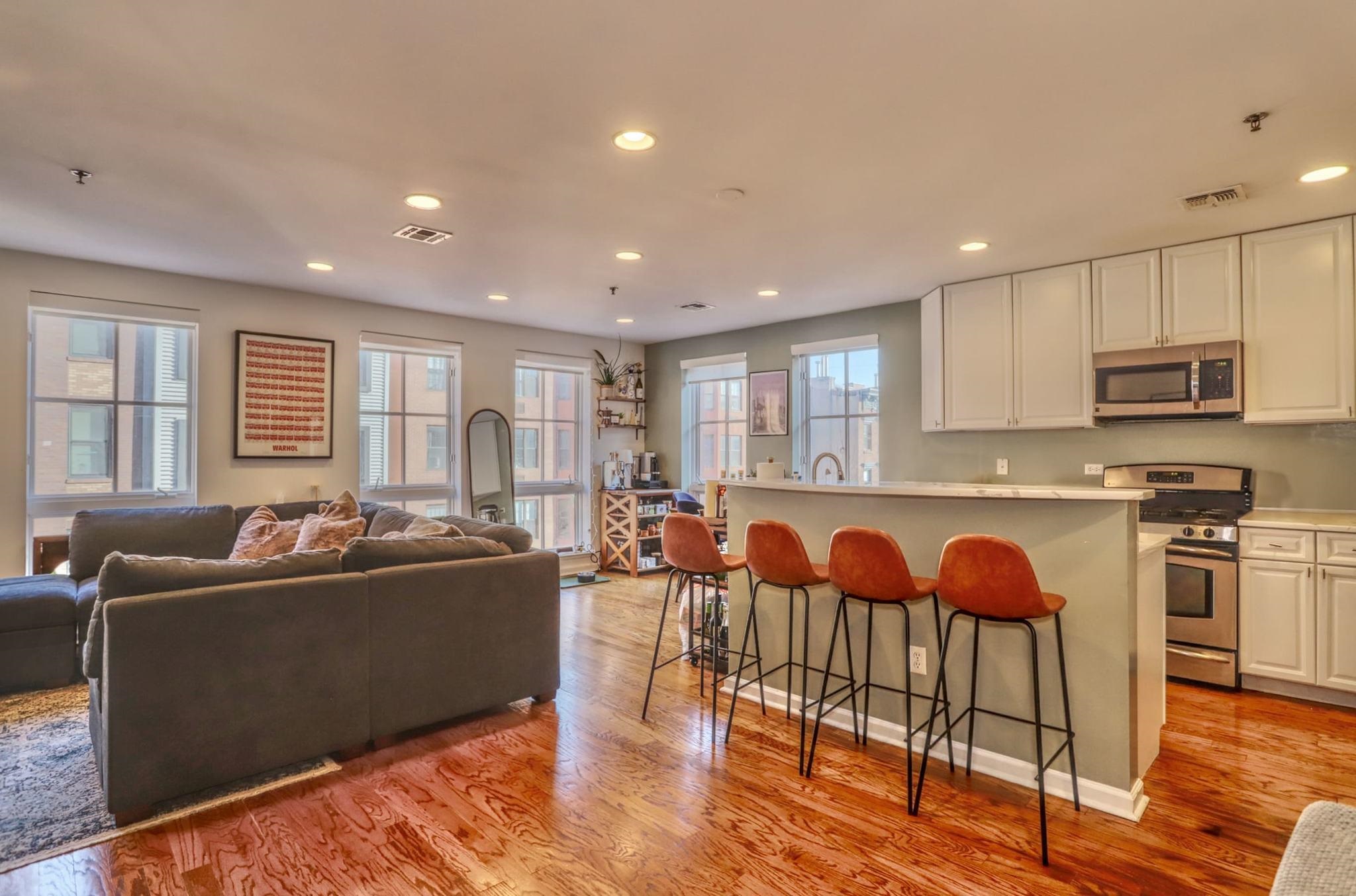 659 1st St #406, Hoboken, New Jersey image 1