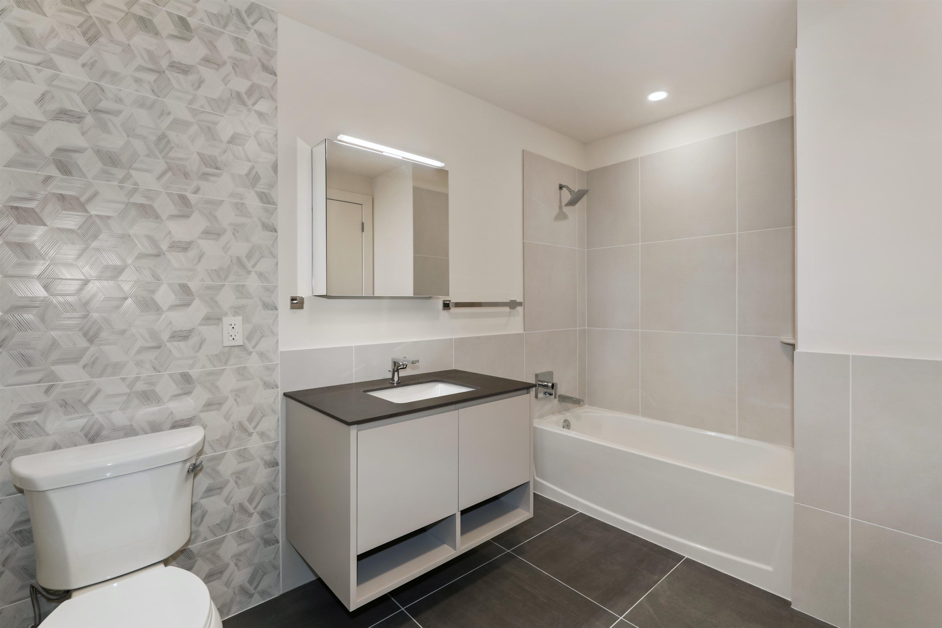 391 Palisade Ave #202, Jersey City, New Jersey image 7