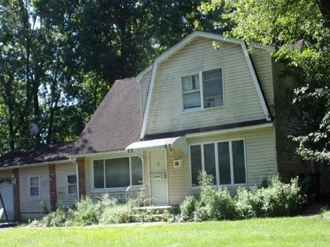 Homes For Sale - 82 Knollwood Dr<br/> Bergen County, Paramus, NJ 07652