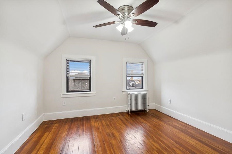 Jersey City, Bergen-Lafayett, New Jersey 07304, United States, 5 Bedrooms Bedrooms, ,4 BathroomsBathrooms,Residential,Active,29018