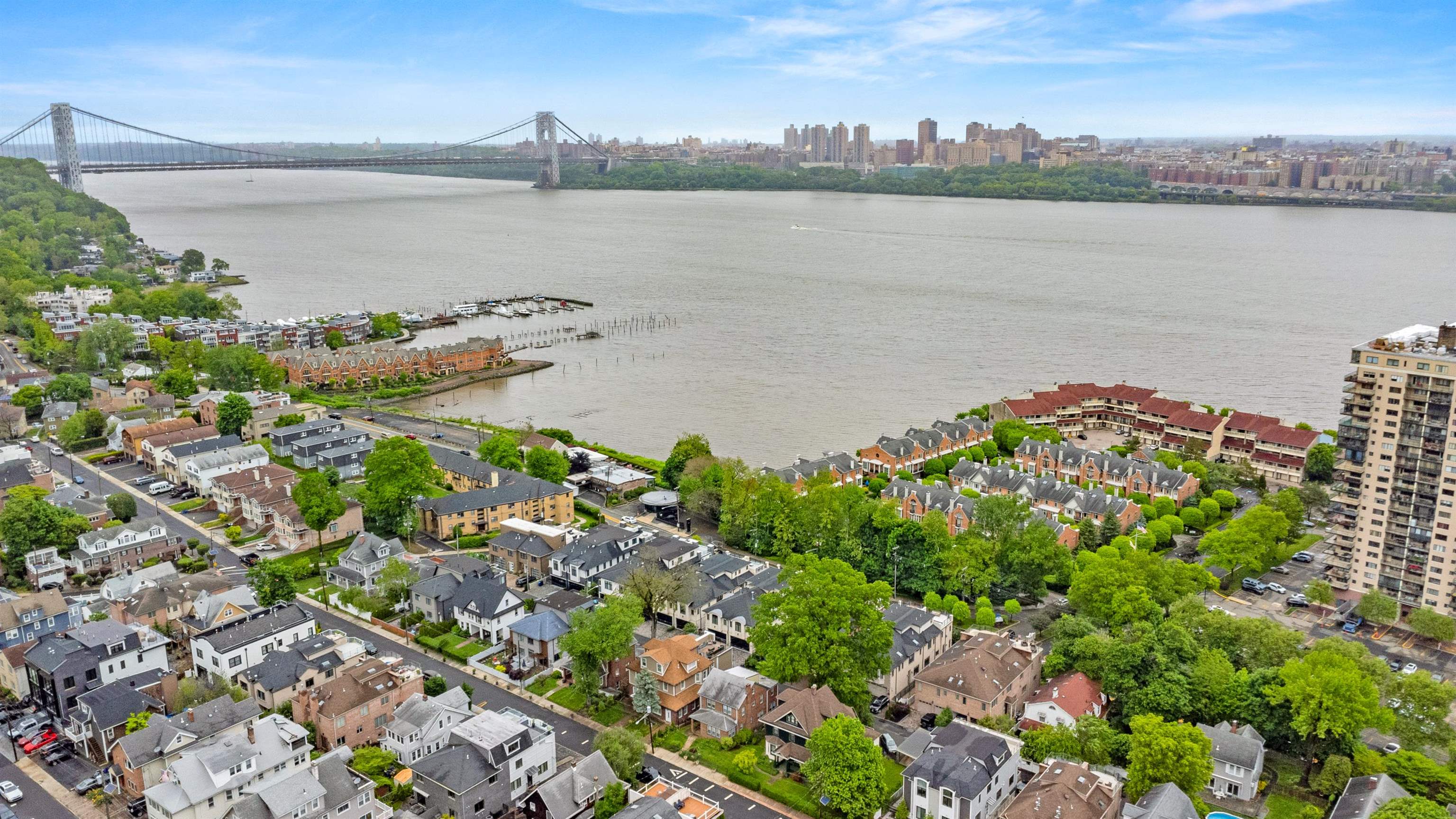 1208 River Rd, Edgewater, New Jersey image 4
