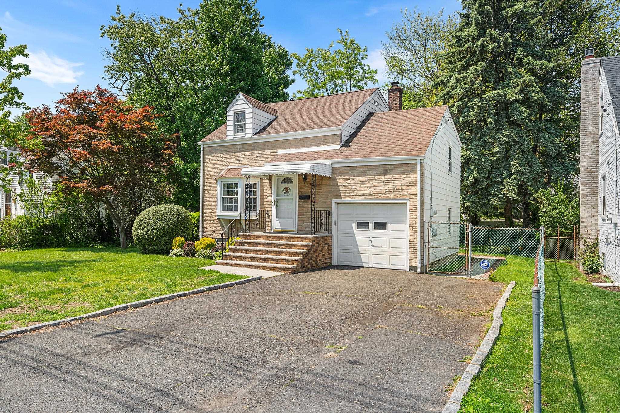 938 LIBERTY AVE