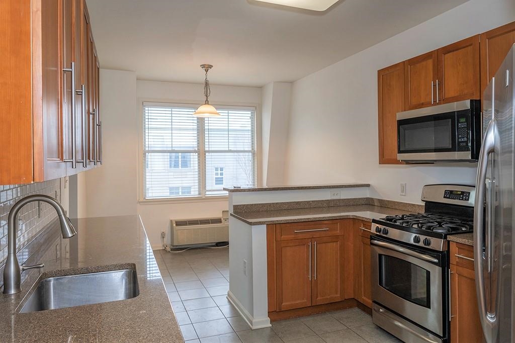 15 Freedom Way #109, Jersey City, New Jersey image 7