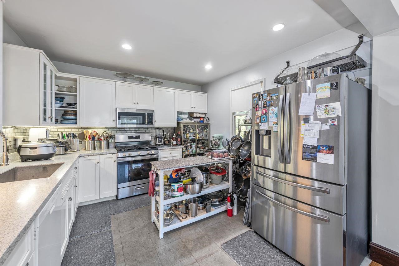 39 Piermont Rd, Closter, New Jersey image 10