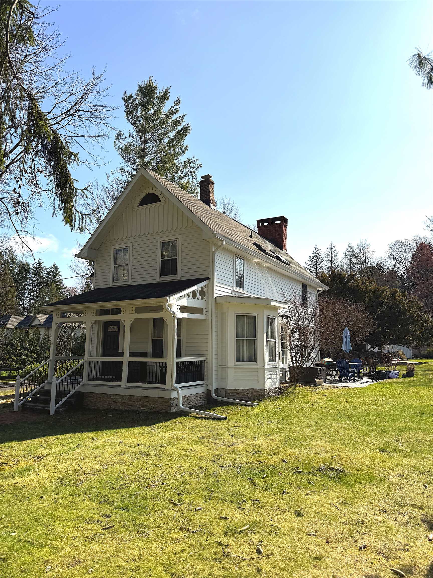 39 Piermont Rd, Closter, New Jersey image 2