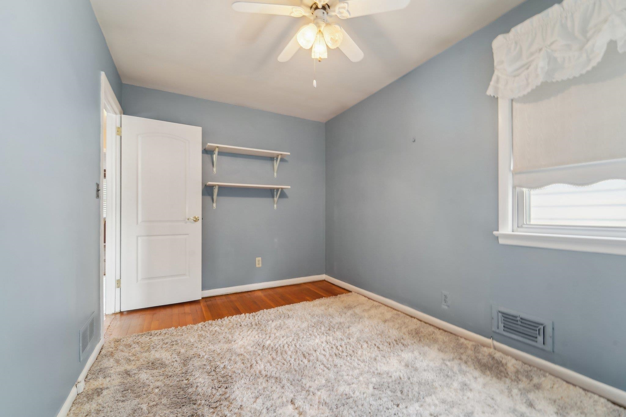 170 West 8th St, Bayonne, New Jersey image 27
