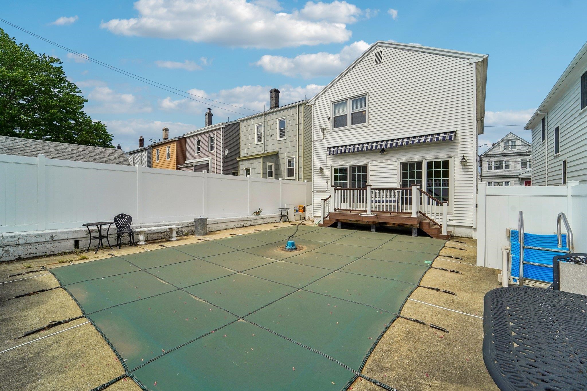 170 West 8th St, Bayonne, New Jersey image 41