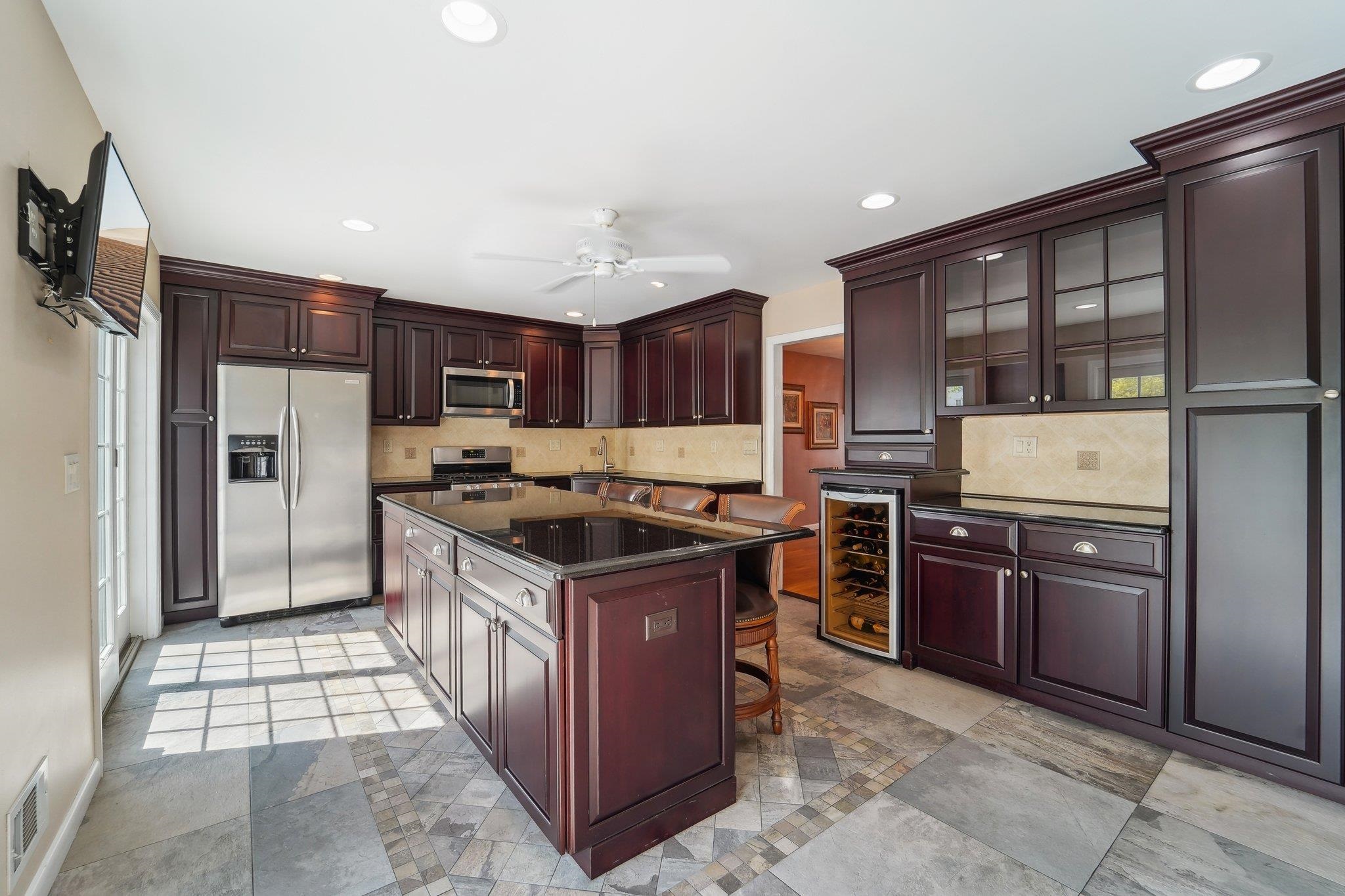 170 West 8th St, Bayonne, New Jersey image 11