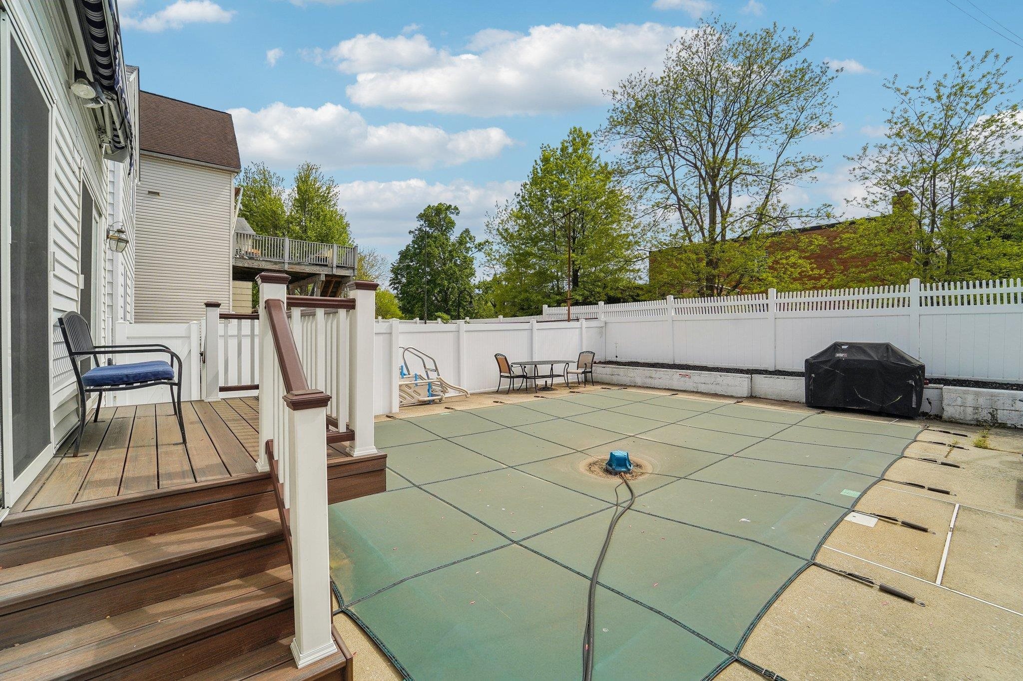 170 West 8th St, Bayonne, New Jersey image 38