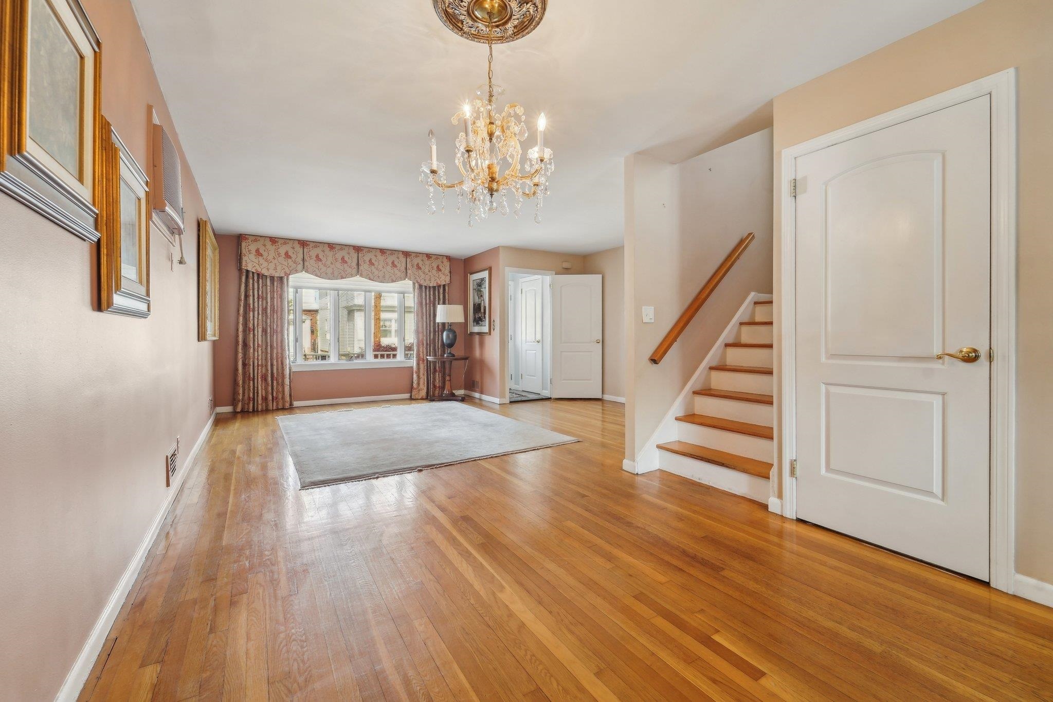 170 West 8th St, Bayonne, New Jersey image 9
