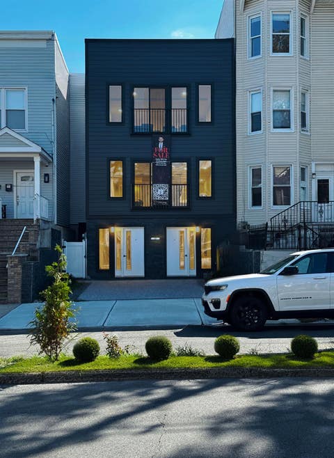 Condo For Sale - 29 Carlton Ave #1<br/> Jersey City, NJ 07307