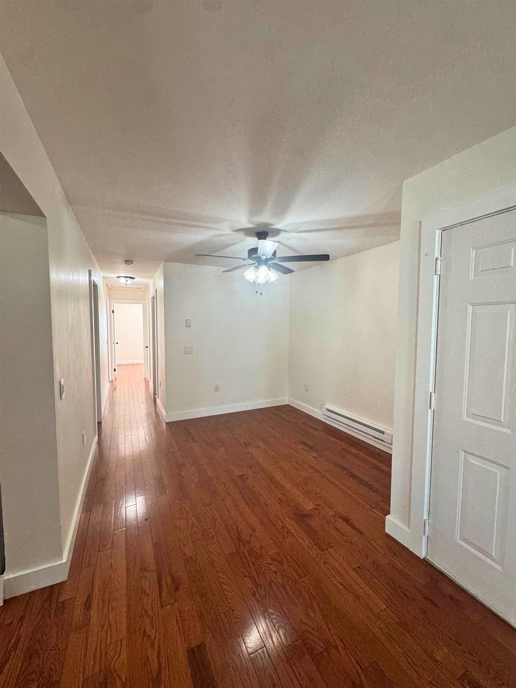 123 ORIENT AVE - Photo 3