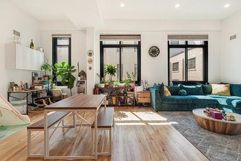 Featured picture for the property 240011984
