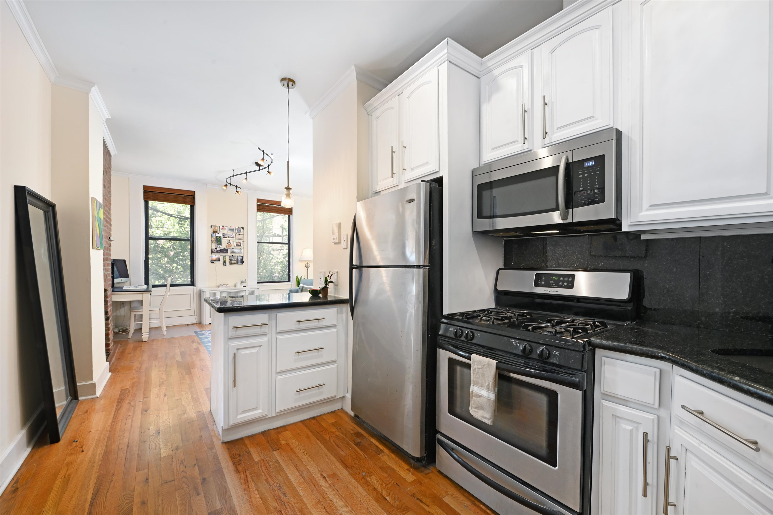 204 Washington St #2B, Jersey City, New Jersey image 7