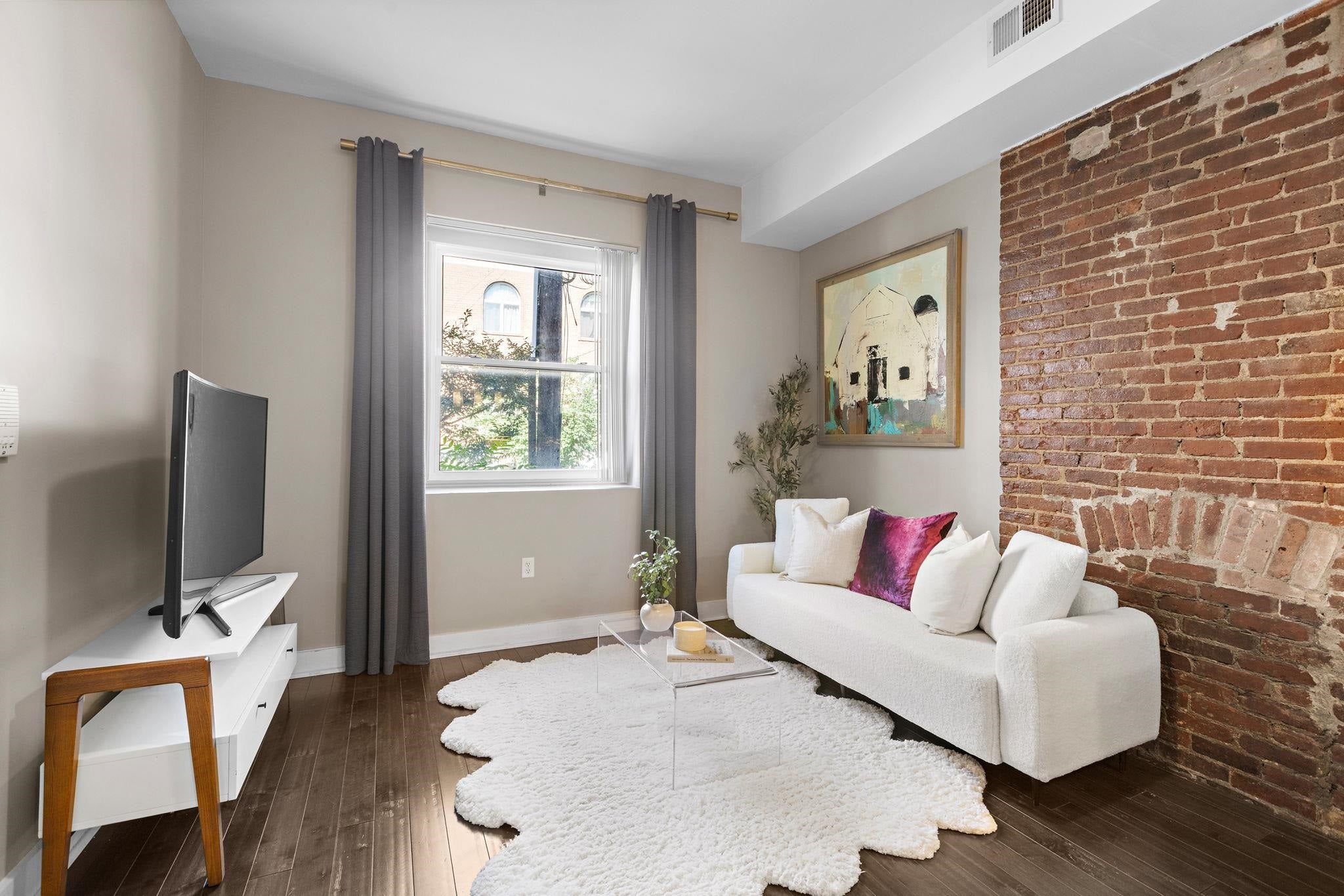 Search Homes 3 93 ADAMS ST 1