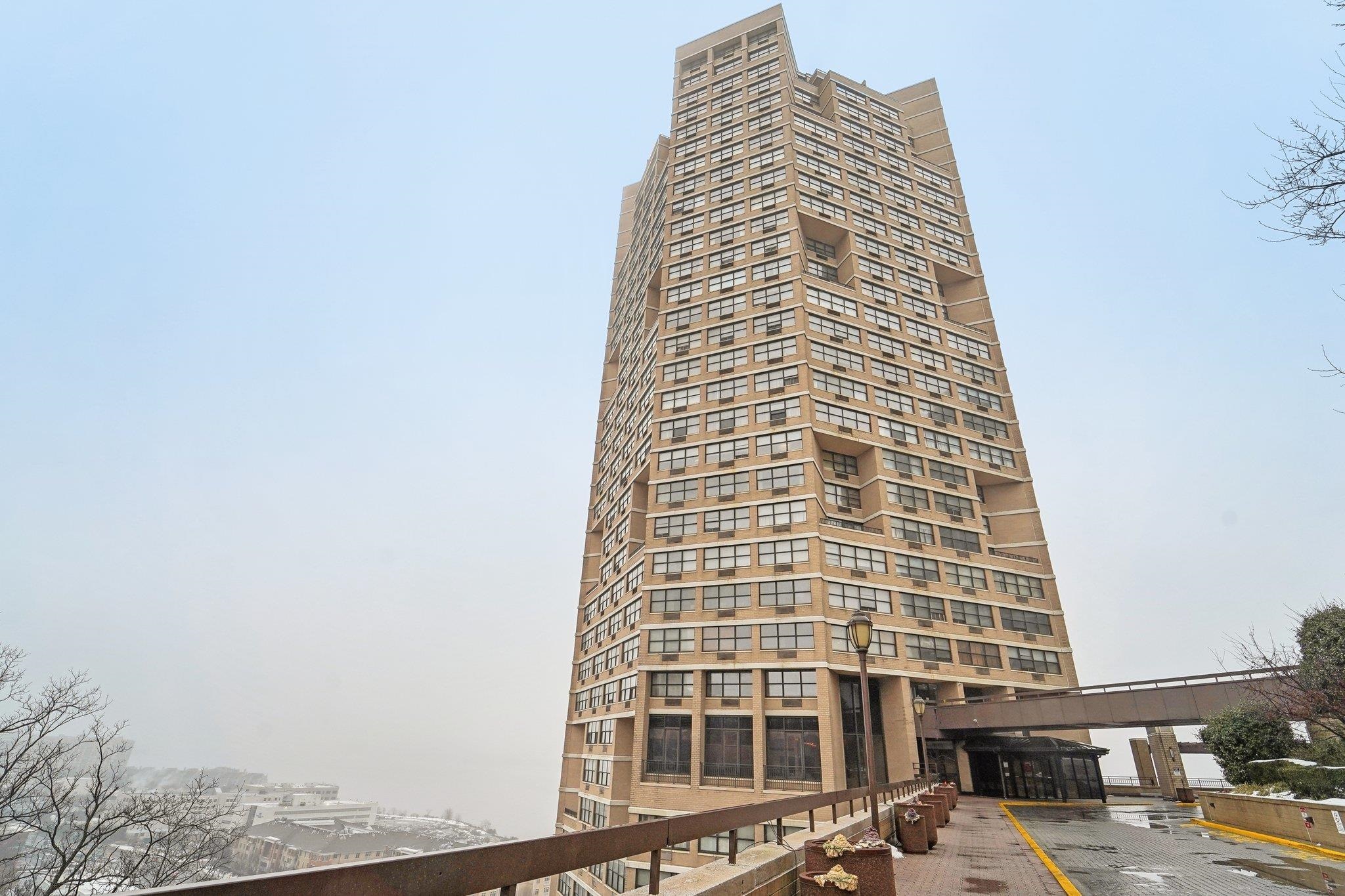 7004 Blvd East #16C, Guttenberg, New Jersey image 26