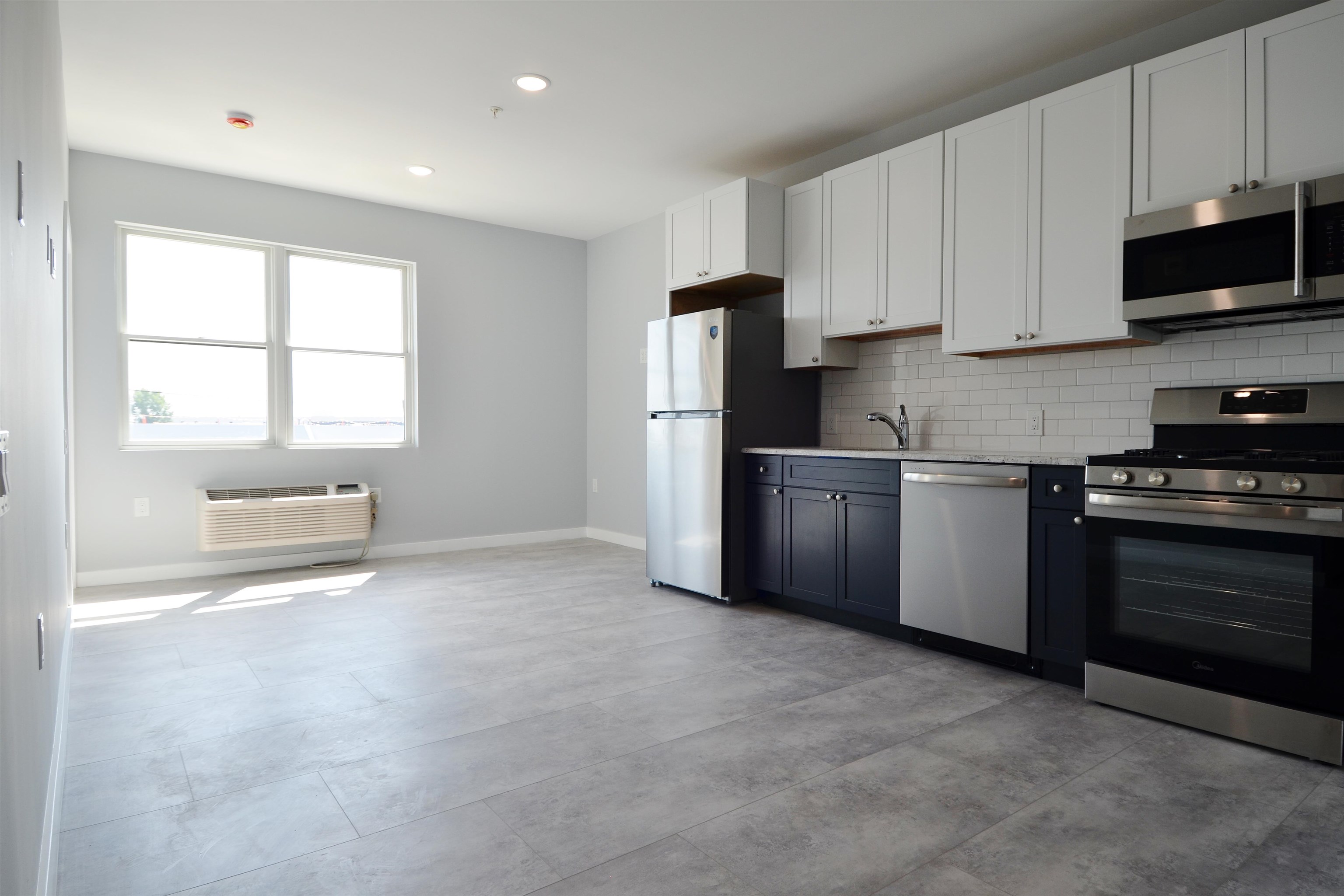 82-84 EAST 31ST ST 202 - Photo 4