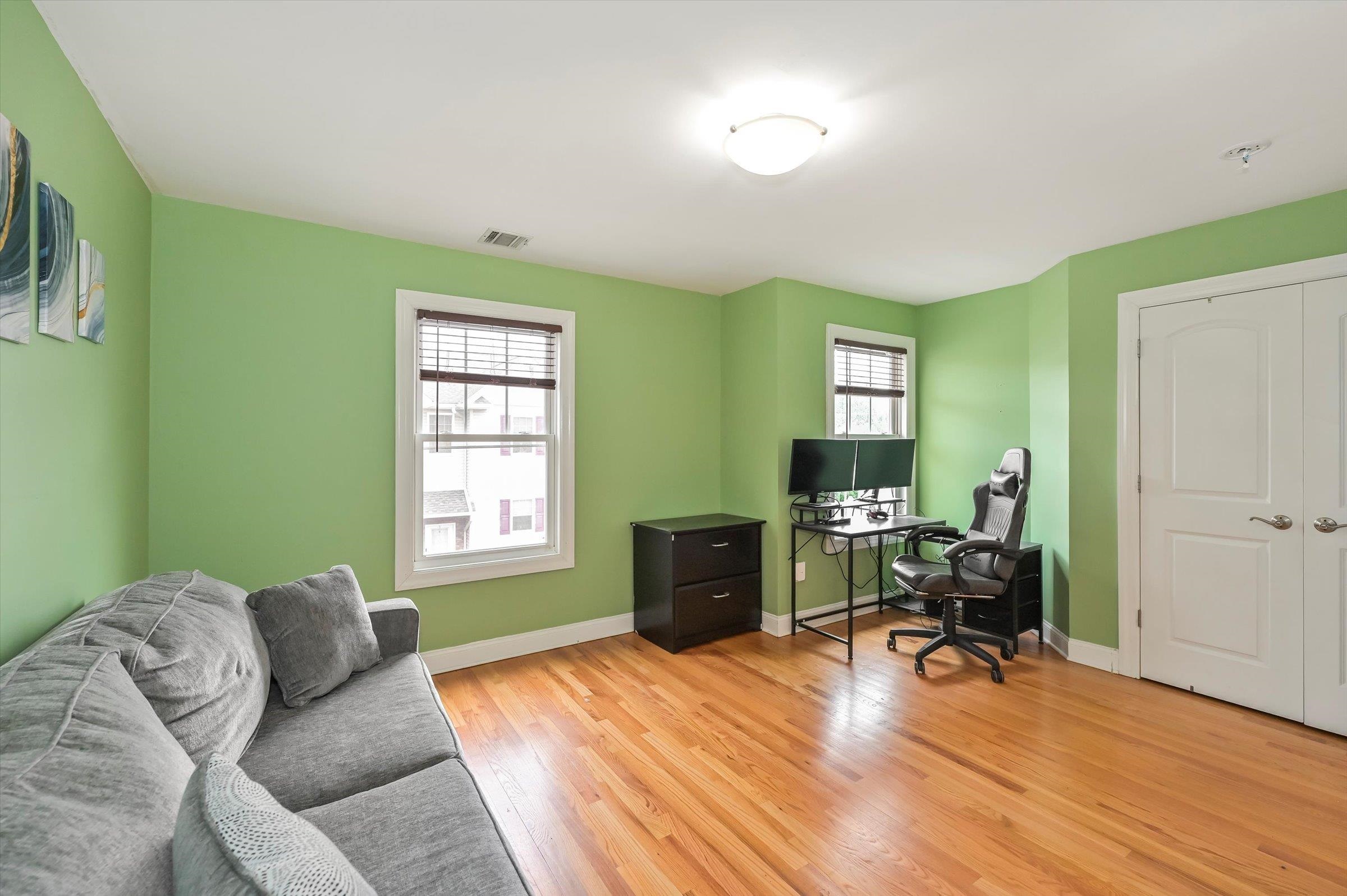 6 Doris Lane, Wallington, New Jersey image 20