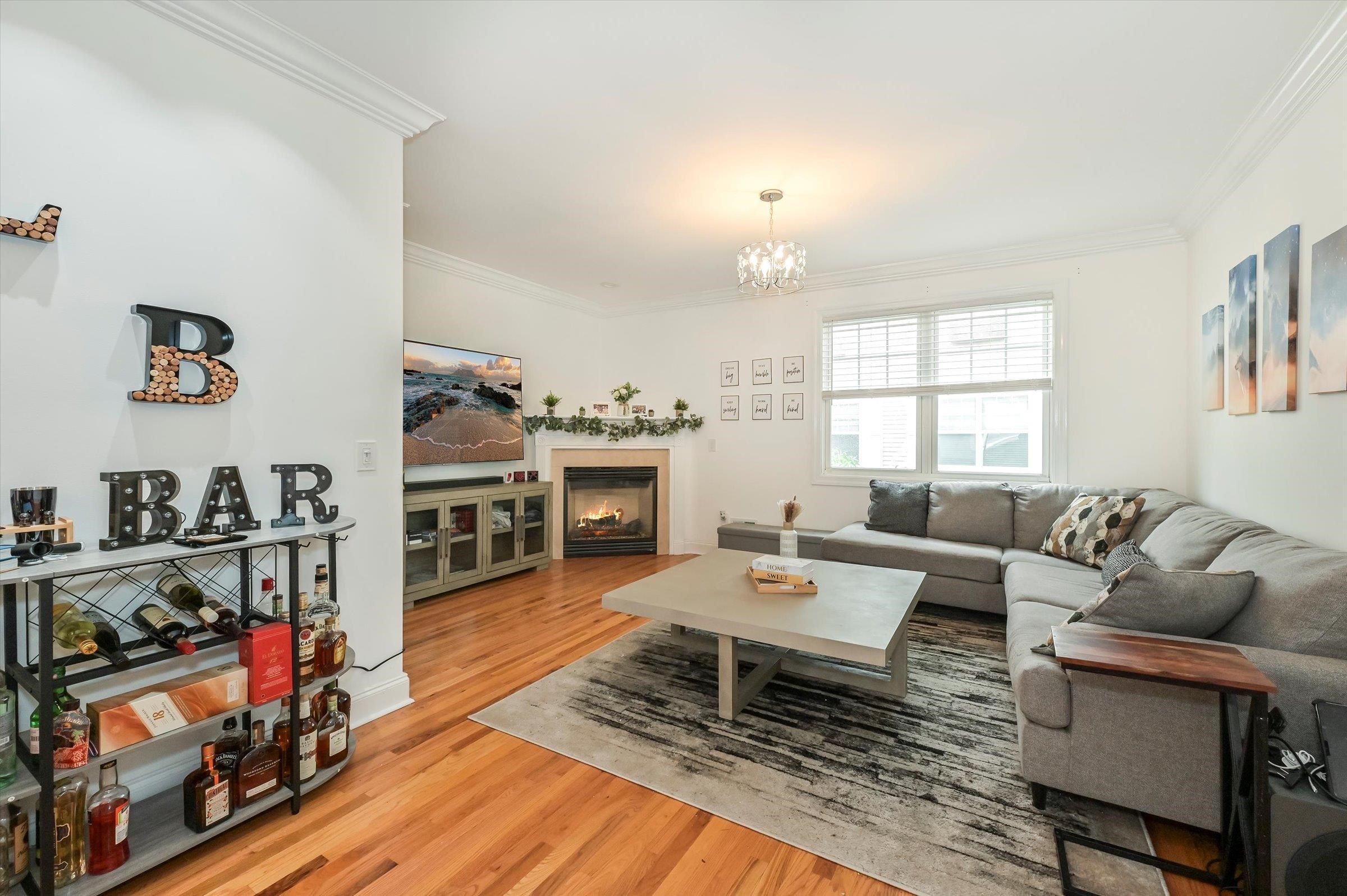 6 Doris Lane, Wallington, New Jersey image 3