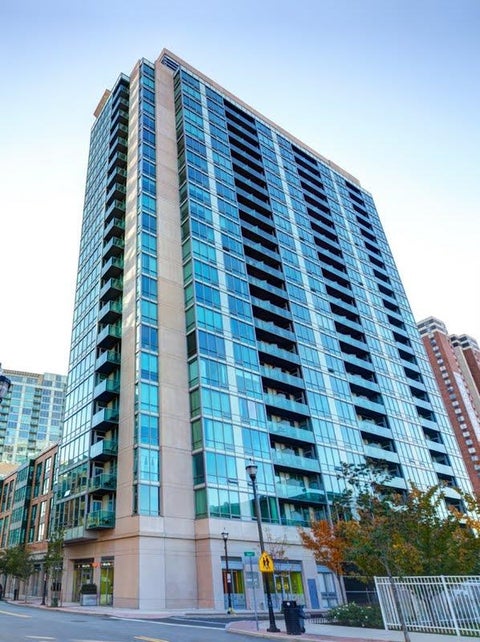 Featured picture for the property 240009578