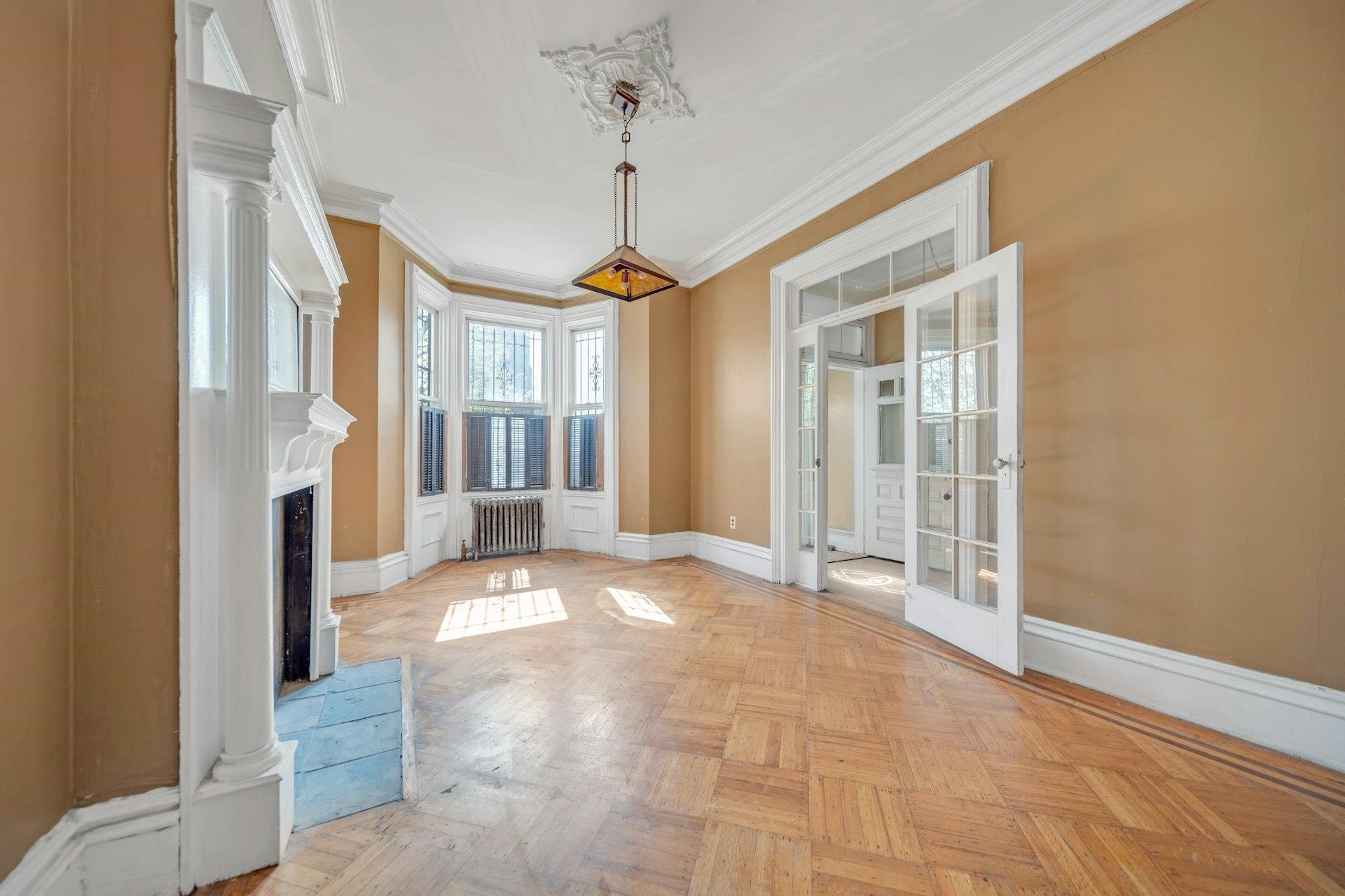 589 Martin Luther King Blvd, Newark, New Jersey image 4