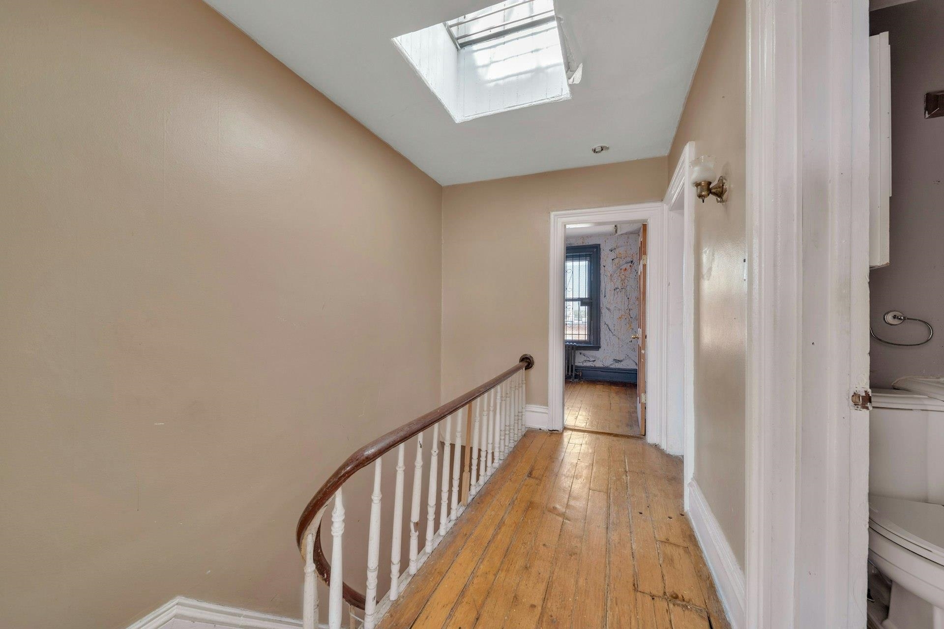 589 Martin Luther King Blvd, Newark, New Jersey image 19