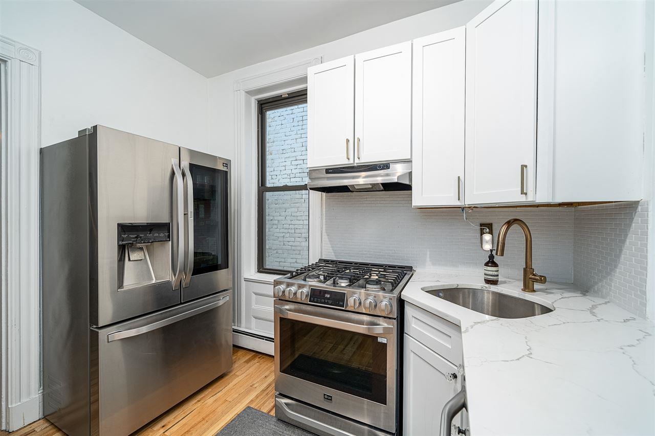 1114 Park Ave #2R, Hoboken, New Jersey image 4