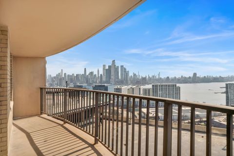 Condo For Sale - 380 Mountain Rd #213<br/> Union City, NJ 07087